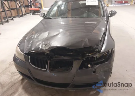 2006 BMW 325I z USA, uszkodzony, nr VIN WBAVB13546KX44384